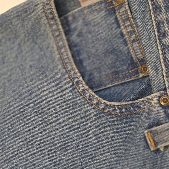 NWT Carhartt Men's Relaxed Fit Jeans Cotton 42x32 - Picture 3 of 10